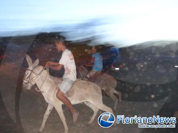 Festa do Vaqueiro animou o sábado na localidade Saco.(Imagem:FlorianoNews)