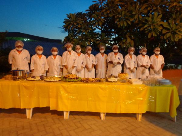 SENAC Floriano encerra turma de Auxiliar de Cozinha com jantar.(Imagem:FlorianoNews)