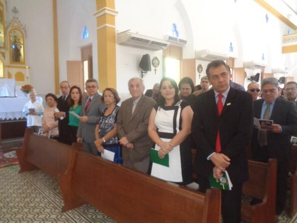 Aniversário de Floriano é comemorado com missa em ação de graças.(Imagem:FlorianoNews)