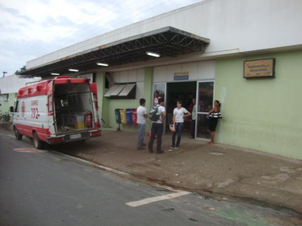 Renato começou o giro no HTN onde foi registrado um acidente com uma aluna do IFPI(Imagem:FlorianoNews)