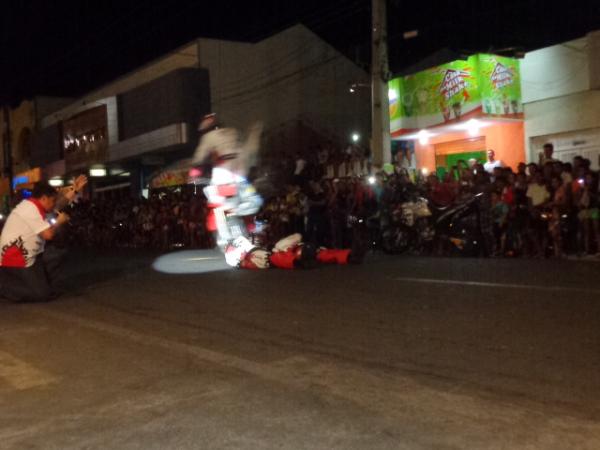 Cajueiro Motos promoveu Show de manobras com a Equipe Força e Acão em Floriano.(Imagem:FlorianoNews)