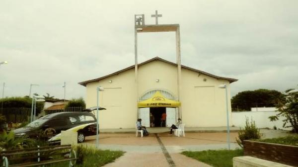 Comoção marca missa de corpo presente de florianenses vítimas de acidente.(Imagem:FlorianoNews)