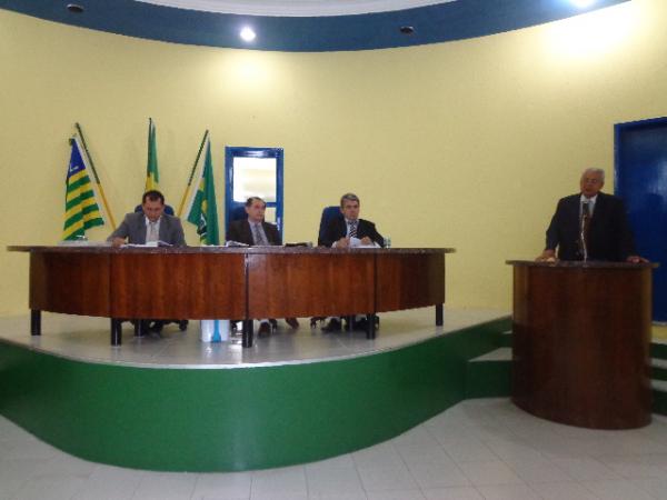 Iluminação pública será tema de reunião na Câmara Municipal de Floriano.(Imagem:FlorianoNews)