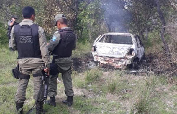 Corpo carbonizado é encontrado em porta-malas de carro no Piauí.(Imagem:Realidade em Foco)