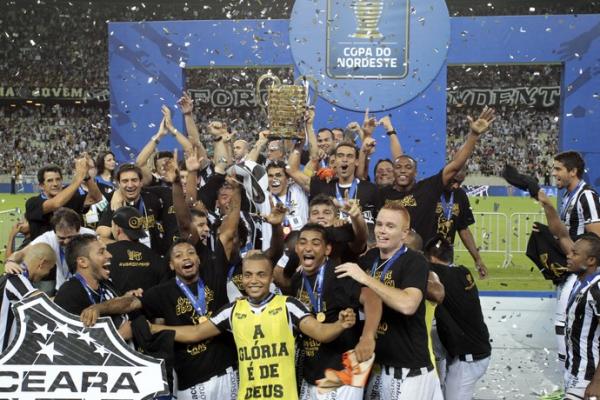 Ceará campeão da Copa do Nordeste 2015.(Imagem:LC MOREIRA/ESTADÃO)