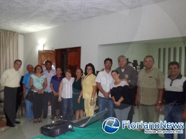 Após morte do empresário Antão Reis, membros do Rotary Club visitam familiares. (Imagem:FlorianoNews)