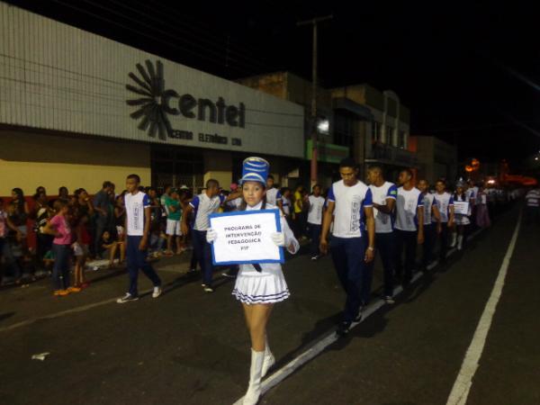 Beleza e patriotismo marcam desfile de 7 de setembro em Floriano.(Imagem:FlorianoNews)