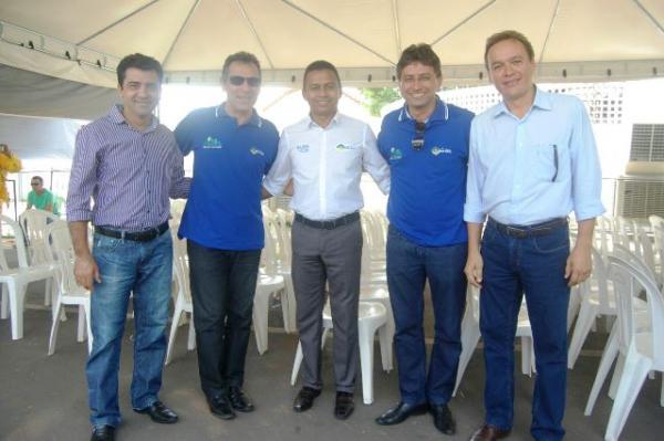 Prefeito Gilberto Júnior visita local de atendimento do Programa Olhar Bem.(Imagem:Waldemir Miranda)