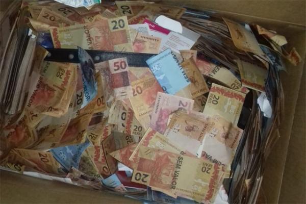 Polícia do PI investiga se dinheiro falso era vendido na internet.(Imagem:CidadeVerde.com)