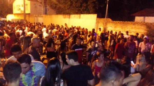 Bloco das virgens abre oficialmente o Carnaval de Floriano.(Imagem:FlorianoNews)