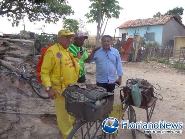 Vereador faz doação de bicicleta para trabalhador.(Imagem:FlorianoNews)