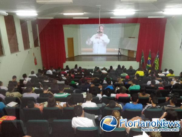 IFPI - Campus Floriano realizou Curso de Aperfeiçoamento em Matemática.(Imagem:FlorianoNews)
