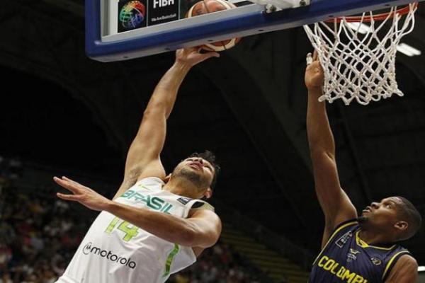 Brasil estreia na Copa América de basquete com vitória sobre a Colômbia.(Imagem:Gazeta Esportiva)