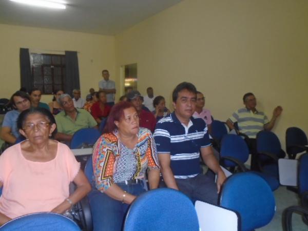 Encontro organizado pela FEBAPI apresenta reivindicações ao governo municipal.(Imagem:FlorianoNews)
