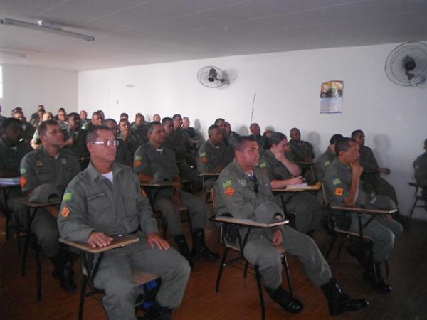 Foi iniciado em Floriano curso de formação de Cabos da PM.(Imagem:FlorianoNews)