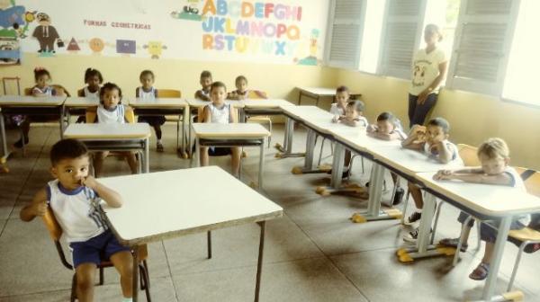 Crianças de escoa pública participam da Mostra SESC de Literatura Infanto-Juvenil.(Imagem:FlorianoNews)