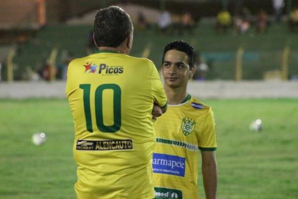 Rodrigo Lima assume a presidência do Picos.(Imagem:Renan Morais)