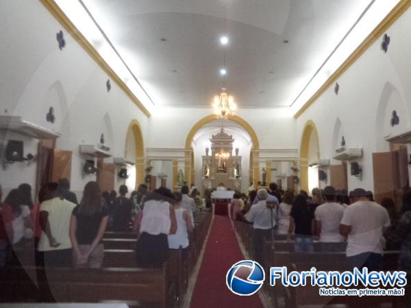 Igrejas de Floriano e Barão de Grajaú celebraram o Natal com missas.(Imagem:FlorianoNews)