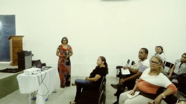 Formação do Educacenso reúne técnicos escolares da rede privada de Floriano.(Imagem:FlorianoNews)