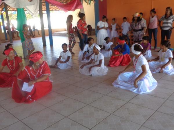 Escolas da zona rural desenvolvem projeto sobre a cultura dos ensinamentos religiosos.(Imagem:FlorianoNews)