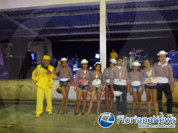 Grupo de Dança Centro de Ensino Luzia de Sousa Resende (localidade: Rodagem)(Imagem:FlorianoNews)