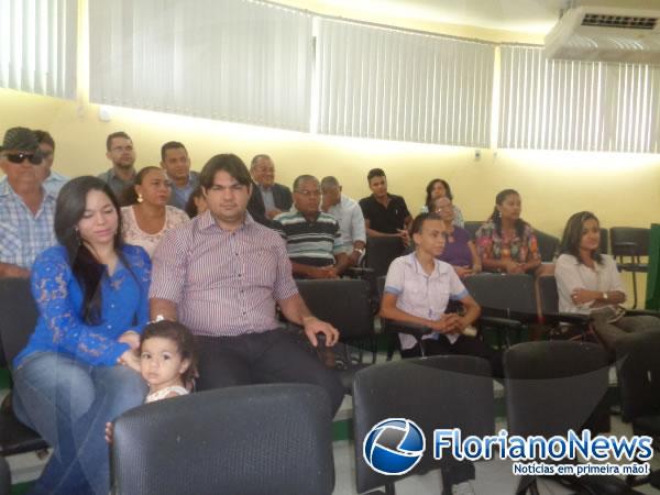 Vereador Carlos Antônio toma posse como presidente da Câmara de Floriano.(Imagem:FlorianoNews)