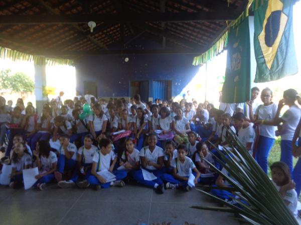 Acadêmicos da UESPI realizam culminância de Projeto Literário.(Imagem:FlorianoNews)