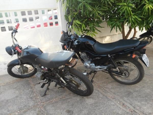 Polícia Militar de Floriano recupera motocicletas roubadas.(Imagem:Jc24horas)