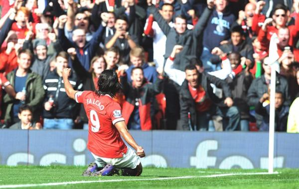 Falcao García comemora gol do Manchester United contra o Everton.(Imagem:Agência EFE)