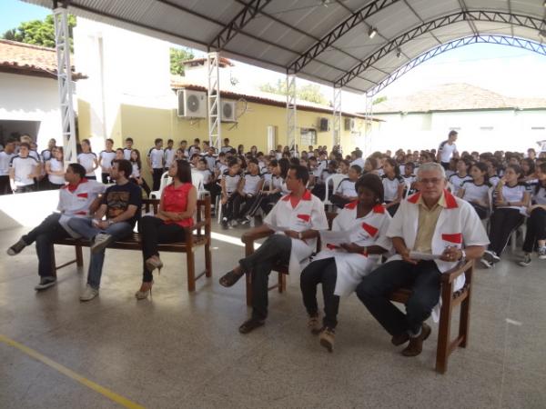 Colégio Impacto realizou exposição de Química. (Imagem:FlorianoNews)