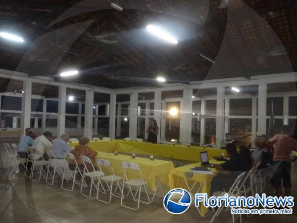 Em reunião, Rotary Club de Floriano discutiu participação na 63ª Conferência Distrital.(Imagem:FlorianoNews)