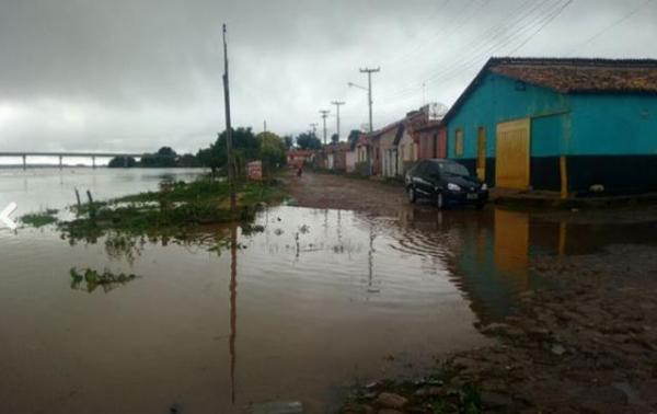 Rio Parnaíba atinge cota de inundação em Luzilândia e deve chegar a 5,81m.(Imagem:Cidadeverde.com)