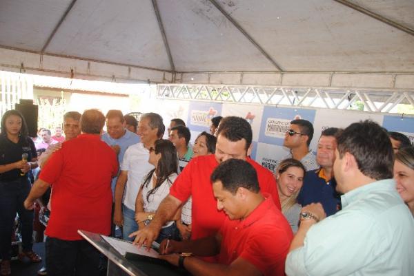 Governador do Maranhão inaugura obras e anuncia investimentos em Barão de Grajaú.(Imagem:Ascom)