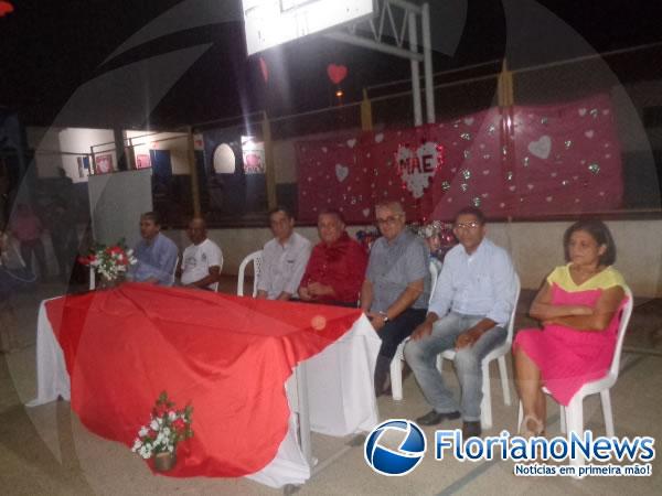 Escolas municipais realizaram festa do Dia das Mães na localidade Amolar.(Imagem:FlorianoNews)