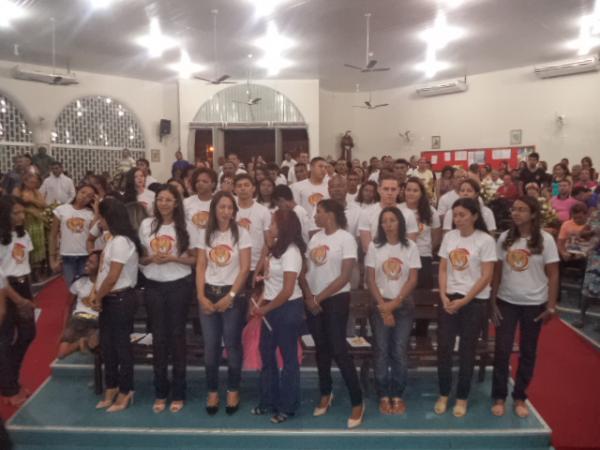 Igreja de Nossa Senhora das Graças realiza Sacramento do Crisma em Floriano.(Imagem:FlorianoNews)