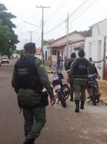 Correios de Demerval Lobão é assaltado e policial levado em fuga.(Imagem:Cidade Verde)