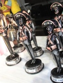 Os grupos serão homenageados com troféus.(Imagem: Catarina Costa/G1)