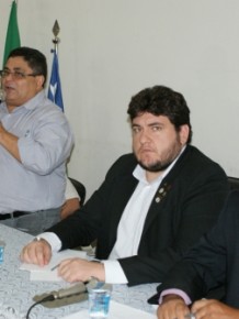Operadoras não cumprem acordo assumido com a Câmara Municipal de Picos.(Imagem:Alepi)