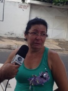 Glaucia Portela lamentou a morte do filho em Teresina.(Imagem:Gil Oliveira/ G1)