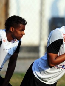 Jogadores da base do Santos estão sem refeição nos fins de semana.(Imagem:Pedro Ernesto Guerra / Santos FC)