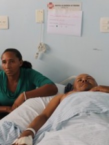 Francisca Pereira e o marido Juacelo Nunes.(Imagem: Ellyo Teixeira/G1)