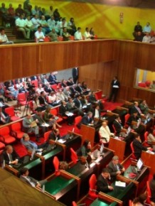 Deputados fazem avaliação dos trabalhos na Alepi no primeiro semestre.(Imagem:Alepi)