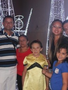 Família maranhense prestigiou lançamento da decoração.(Imagem: Ellyo Teixeira/G1)