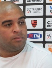 Adriano: há um ano, ganharia vaga no Fla-PI.(Imagem:Richard Souza/Globoesporte.com)