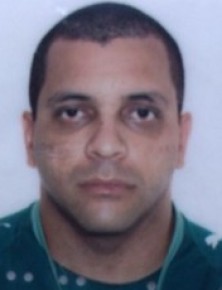 Evandro Rodrigues foi morto logo após sair de casa, em Goiânia.(Imagem:John Willian/ TV Anhanguera)