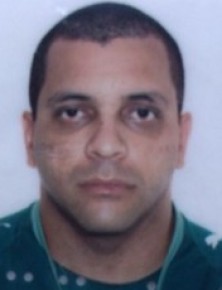Evandro Rodrigues foi morto logo após sair de casa, em Goiânia.(Imagem:John Willian/ TV Anhanguera)