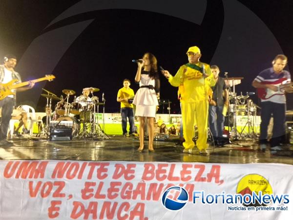 Realizado com sucesso Festival Estudantil ?Uma Noite de Beleza, Voz e Elegância? de Floriano.(Imagem:FlorianoNews)