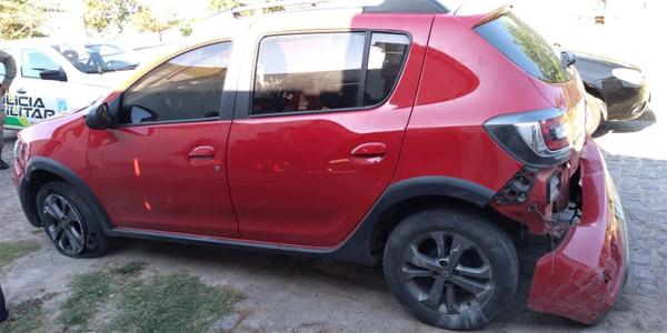 Durante fuga, suspeito bate em carro estacionado e é linchado em Teresina(Imagem:Divulgação SSP-PI)