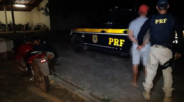 Motorista é preso por embriaguez ao volante na BR-343.(Imagem:Divulgação/PRF)