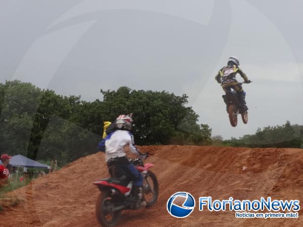 Emoção em duas rodas e muita adrenalina marcaram o I Motocross Arena Show de Floriano.(Imagem:FlorianoNews)